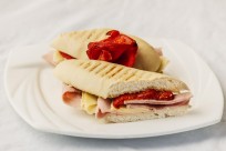 Sandwich de jamón a la italiana
